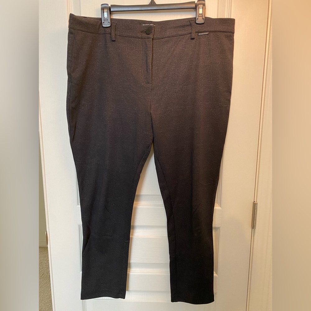 Mario Serrani XL 3/4 length stretch pants